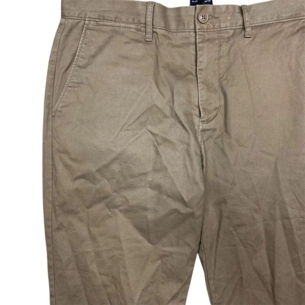 J. Crew Men's Chino Pants Tan Size 33 Classic Fit‎ Casual